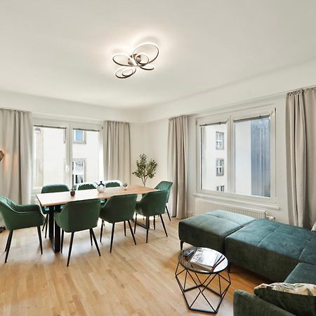 Stephansdom View Big Apartment I Self-Checkin Vienna Luaran gambar